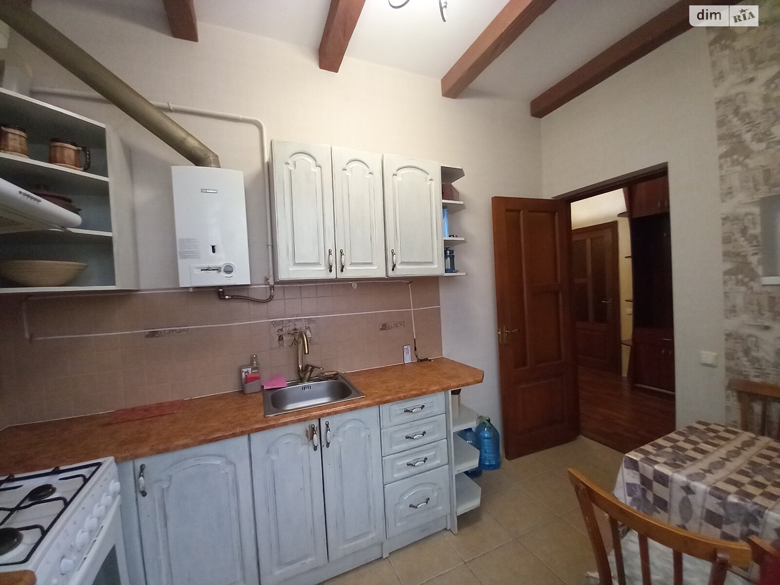 двухкомнатная квартира в Киеве, район Нивки, на ул. Черняховского 12 в аренду на долгий срок помесячно фото 1