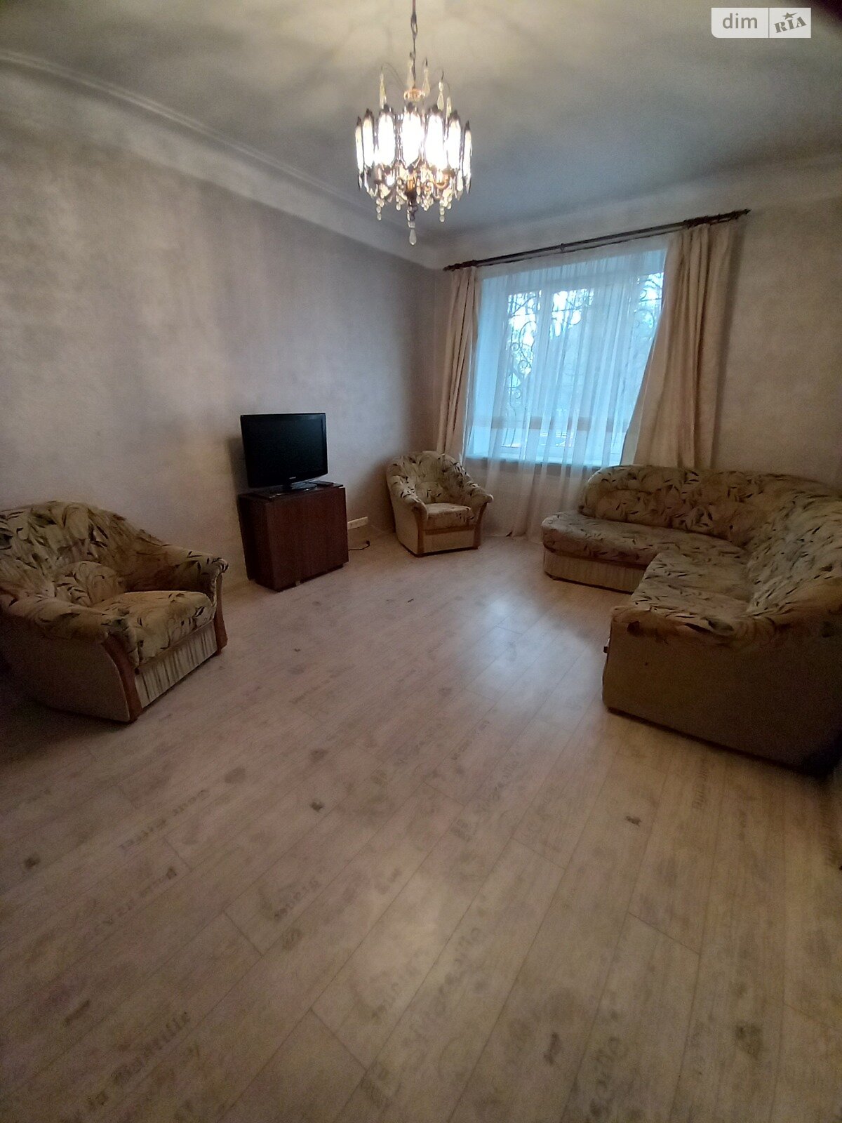 двухкомнатная квартира в Киеве, район Нивки, на ул. Черняховского 12 в аренду на долгий срок помесячно фото 1