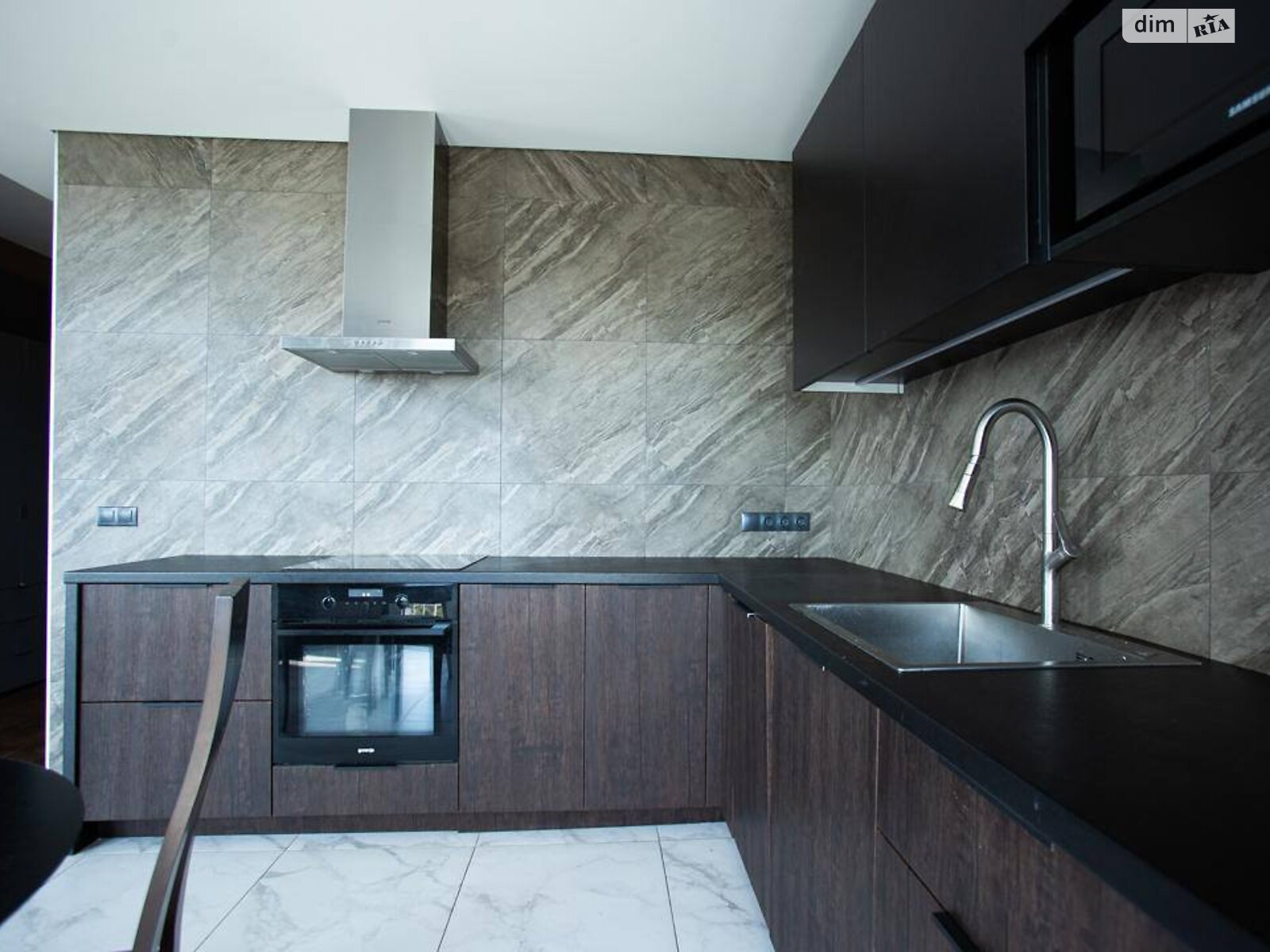 двухкомнатная квартира с мебелью в Киеве, район Нивки, на ул. Даниила Щербаковского 52 в аренду на долгий срок помесячно фото 1 двухкомнатная квартира с мебелью в Киеве, район Нивки, на ул. Даниила Щербаковского 52 в аренду на долгий срок помесячно фото 1