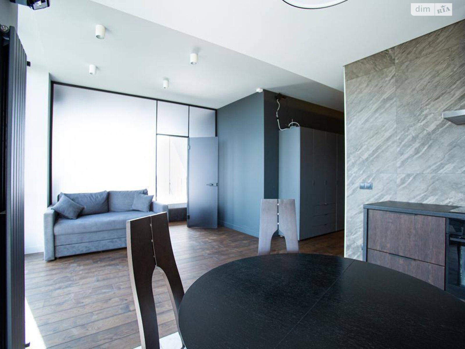 двухкомнатная квартира с мебелью в Киеве, район Нивки, на ул. Даниила Щербаковского 52 в аренду на долгий срок помесячно фото 1 двухкомнатная квартира с мебелью в Киеве, район Нивки, на ул. Даниила Щербаковского 52 в аренду на долгий срок помесячно фото 1