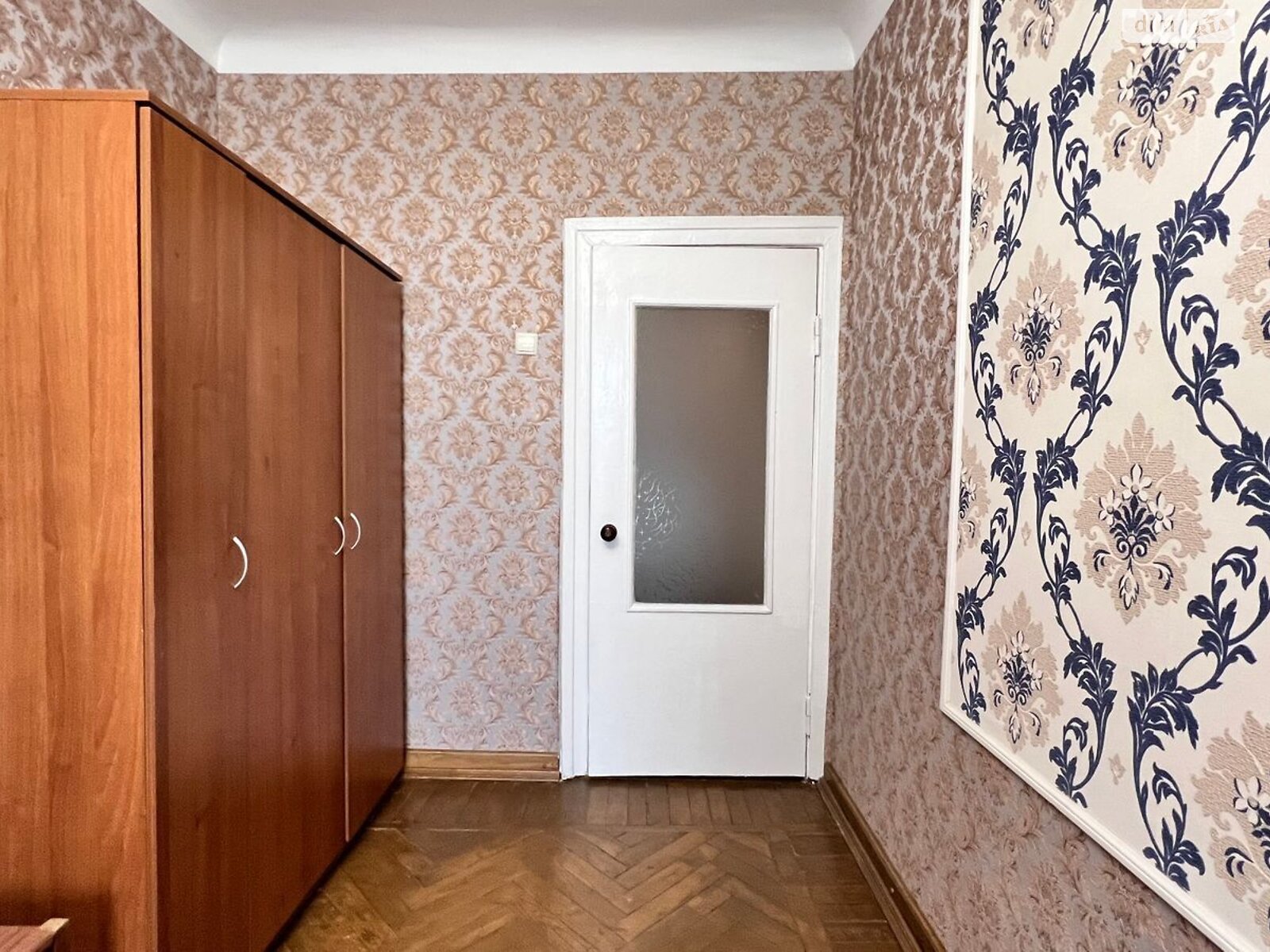 трикімнатна квартира в Києві, район Нивки, на вул. Естонська 5 в довготривалу оренду помісячно фото 1 трикімнатна квартира в Києві, район Нивки, на вул. Естонська 5 в довготривалу оренду помісячно фото 1