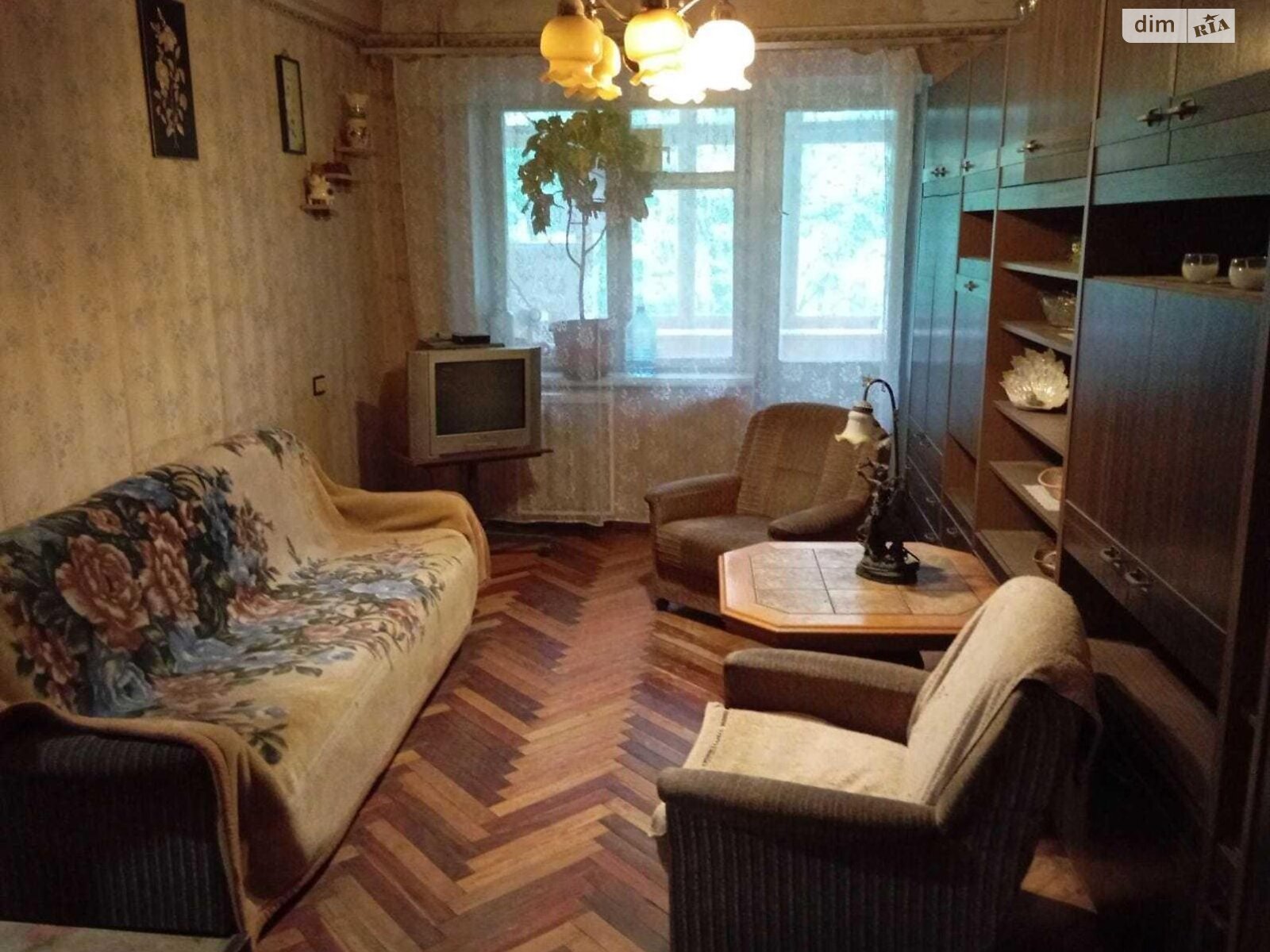 однокімнатна квартира в Києві, район Нивки, на вул. Салютна 29А в довготривалу оренду помісячно фото 1 однокімнатна квартира в Києві, район Нивки, на вул. Салютна 29А в довготривалу оренду помісячно фото 1