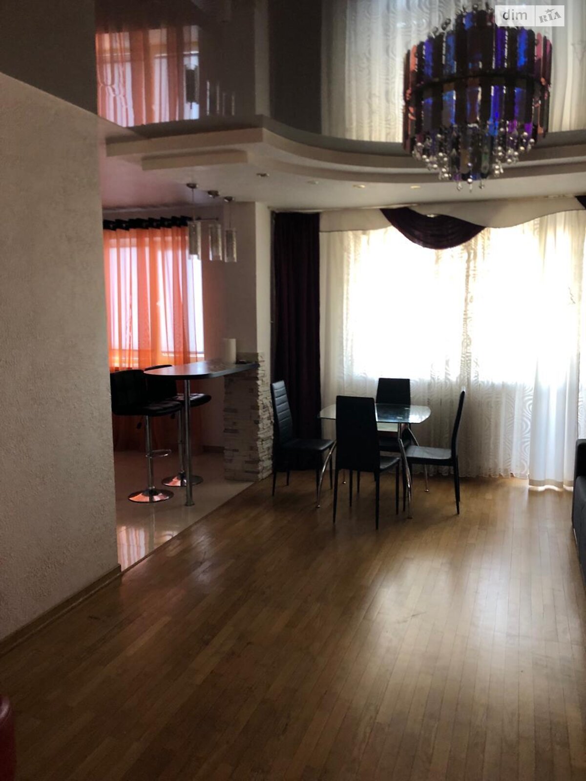 трехкомнатная квартира в Киеве, на ул. Анны Ахматовой 13Д в аренду на долгий срок помесячно фото 1