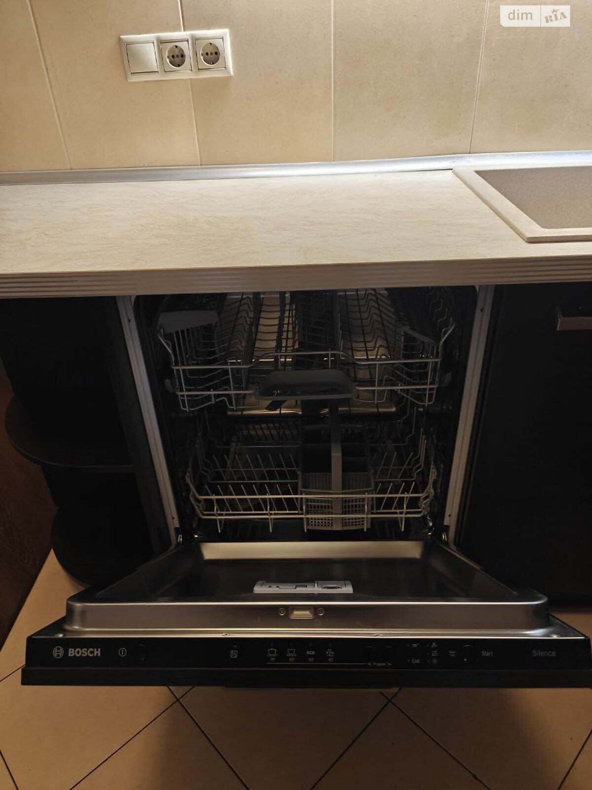 однокімнатна квартира в Києві, район Нова Дарниця, на вул. Бориспільська 12В в довготривалу оренду помісячно фото 1