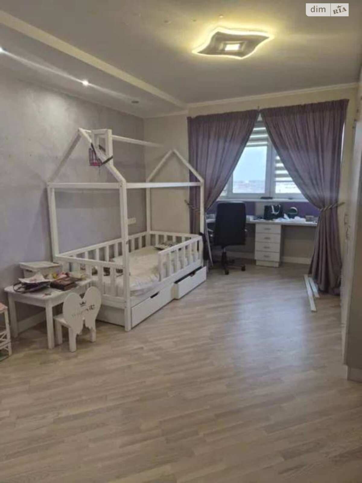 трикімнатна квартира в Києві, район Нова Дарниця, на вул. Бориспільська 6 в довготривалу оренду помісячно фото 1