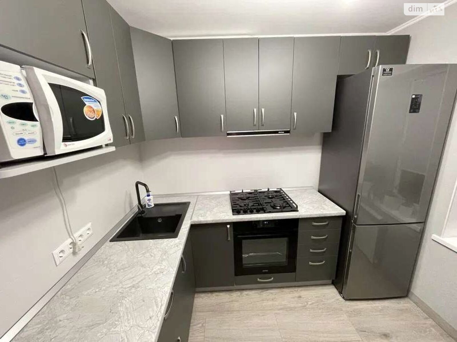 однокімнатна квартира в Києві, район Нова Дарниця, на шосе Харківське 67А в довготривалу оренду помісячно фото 1