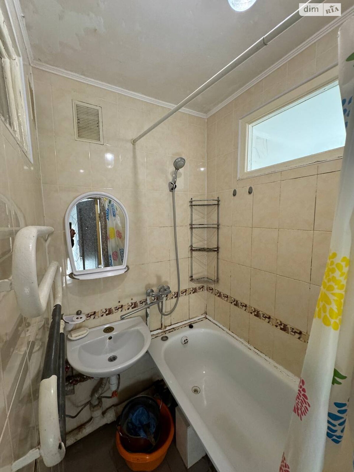 двокімнатна квартира в Києві, район Нова Дарниця, на вул. Санаторна 9 в довготривалу оренду помісячно фото 1