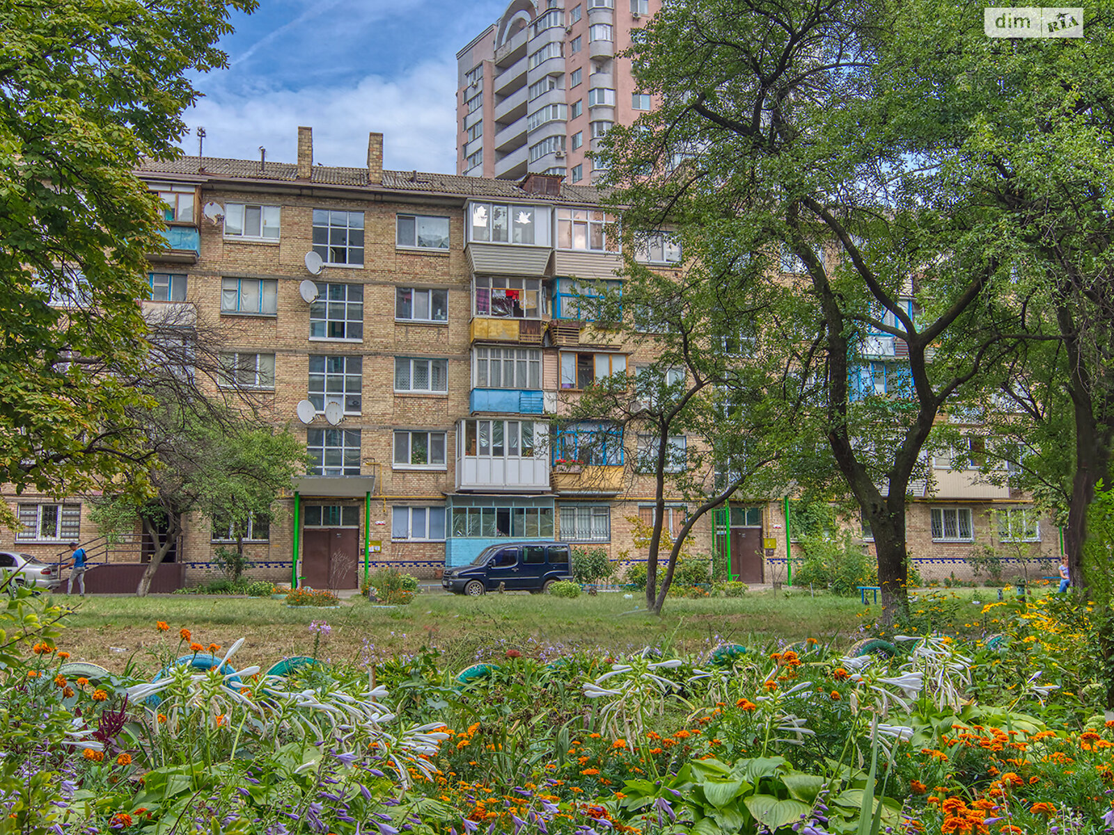 двухкомнатная квартира в Киеве, район Новая Дарница, на ул. Сентябрьская 4 в аренду на долгий срок помесячно фото 1 двухкомнатная квартира в Киеве, район Новая Дарница, на ул. Сентябрьская 4 в аренду на долгий срок помесячно фото 1