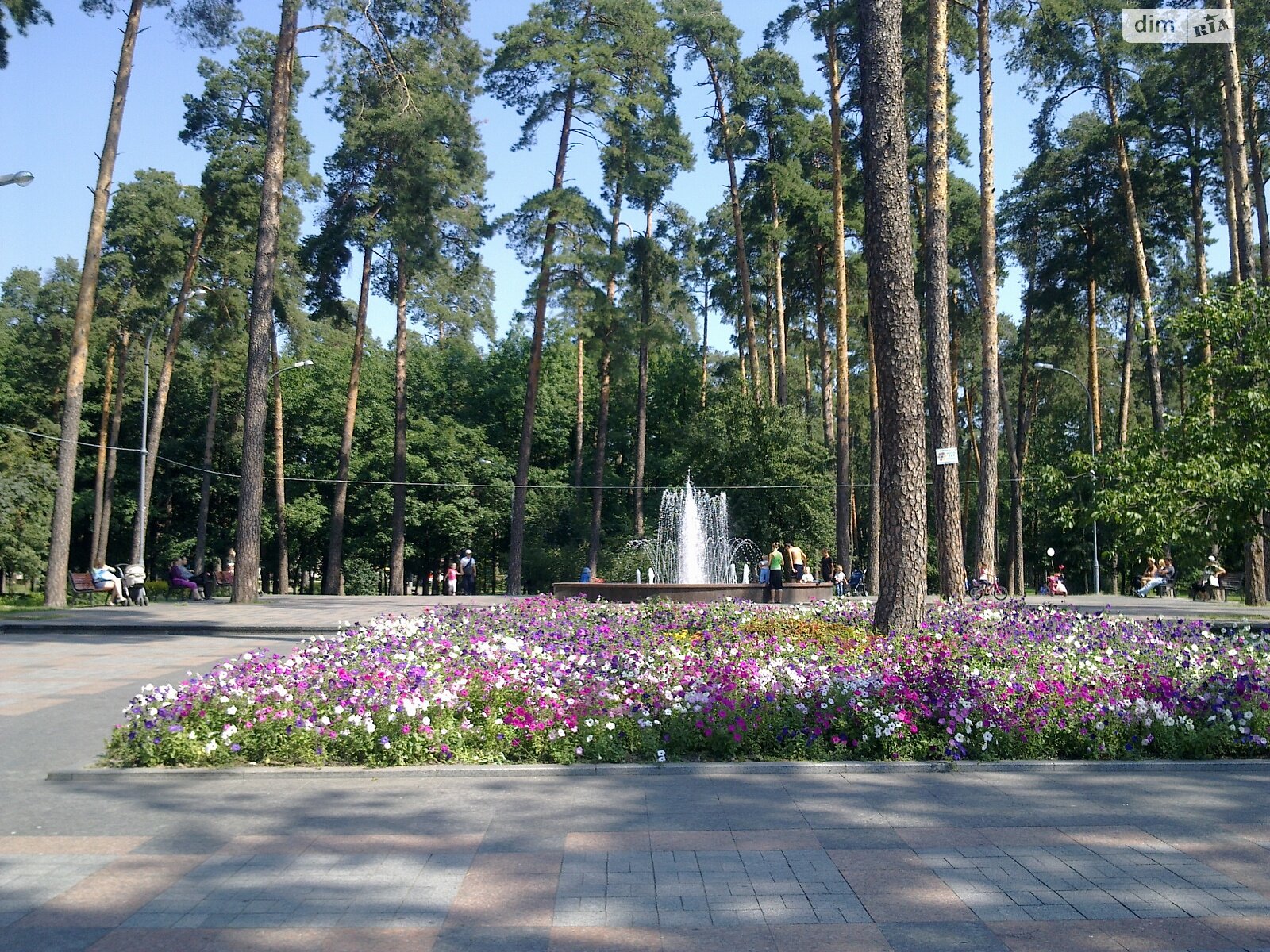 трехкомнатная квартира в Киеве, район Новая Дарница, на ул. Севастопольская 19 в аренду на долгий срок помесячно фото 1