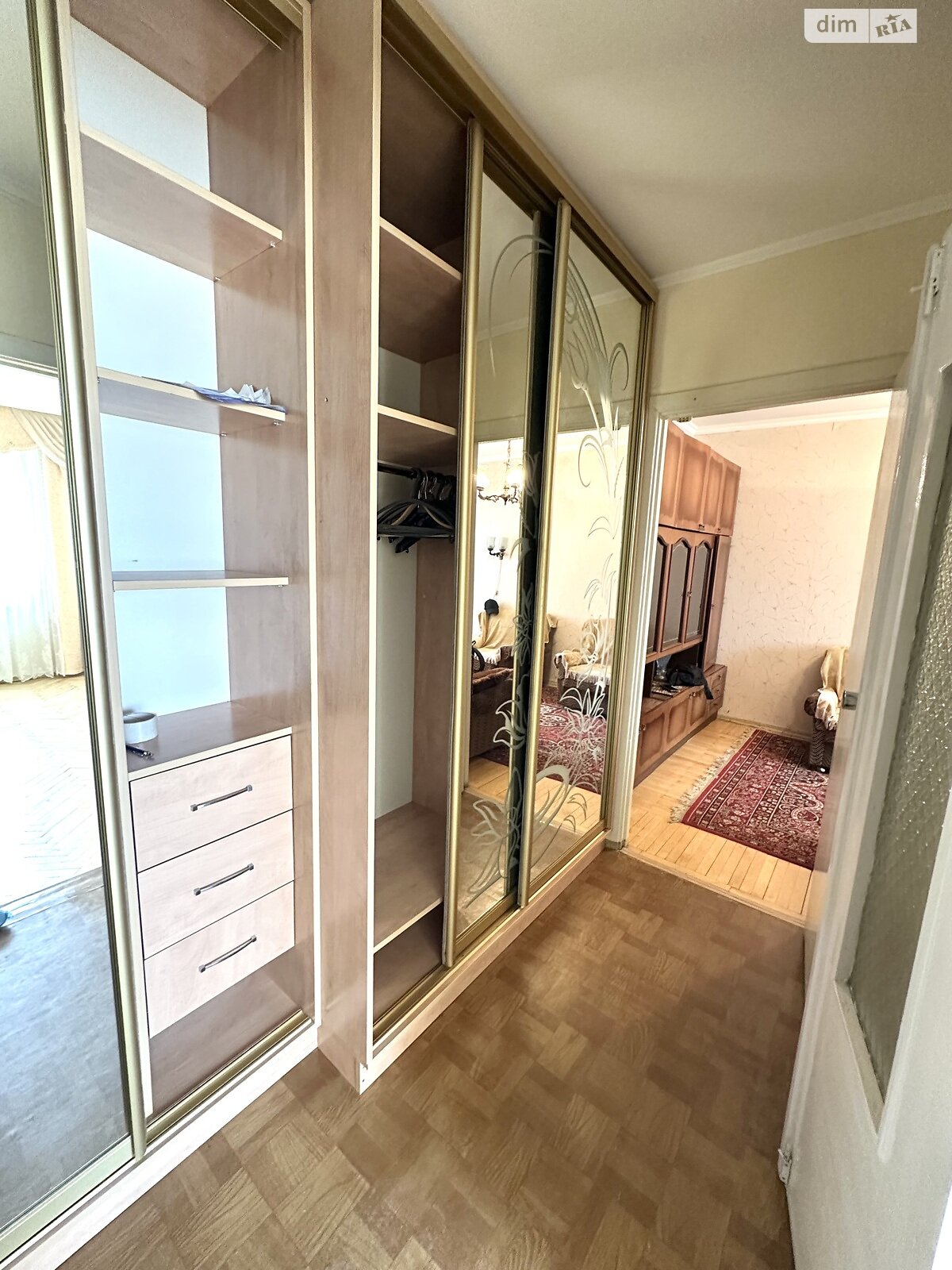 двокімнатна квартира в Києві, район Нова Дарниця, на вул. Юрія Литвинського 82А, кв. 128 в довготривалу оренду помісячно фото 1 двокімнатна квартира в Києві, район Нова Дарниця, на вул. Юрія Литвинського 82А, кв. 128 в довготривалу оренду помісячно фото 1