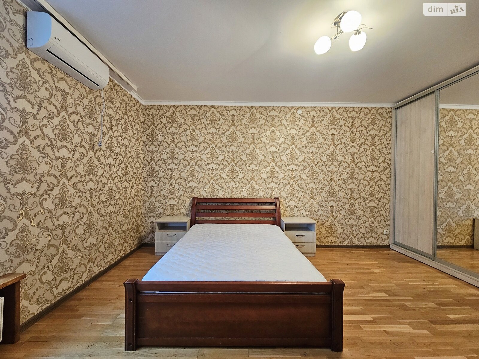 двухкомнатная квартира в Киеве, район Новобеличи, на ул. Клавдиевская 40В в аренду на долгий срок помесячно фото 1 двухкомнатная квартира в Киеве, район Новобеличи, на ул. Клавдиевская 40В в аренду на долгий срок помесячно фото 1