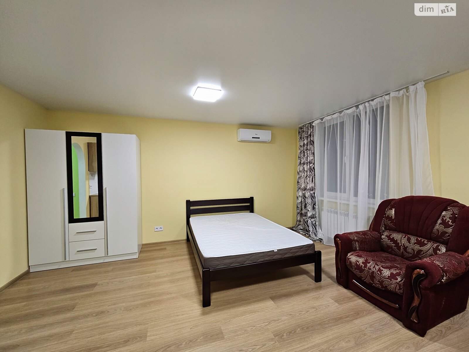 однокімнатна квартира в Києві, район Новобіличі, на вул. Олега Мудрака 1Б в довготривалу оренду помісячно фото 1 однокімнатна квартира в Києві, район Новобіличі, на вул. Олега Мудрака 1Б в довготривалу оренду помісячно фото 1