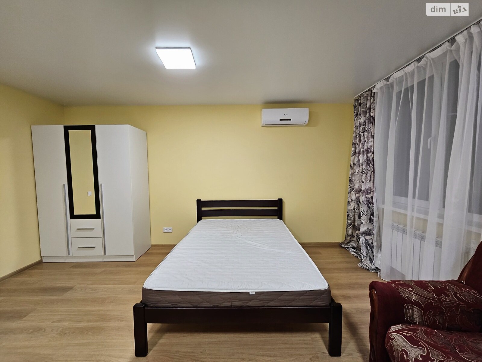 однокімнатна квартира в Києві, район Новобіличі, на вул. Олега Мудрака 1Б в довготривалу оренду помісячно фото 1 однокімнатна квартира в Києві, район Новобіличі, на вул. Олега Мудрака 1Б в довготривалу оренду помісячно фото 1