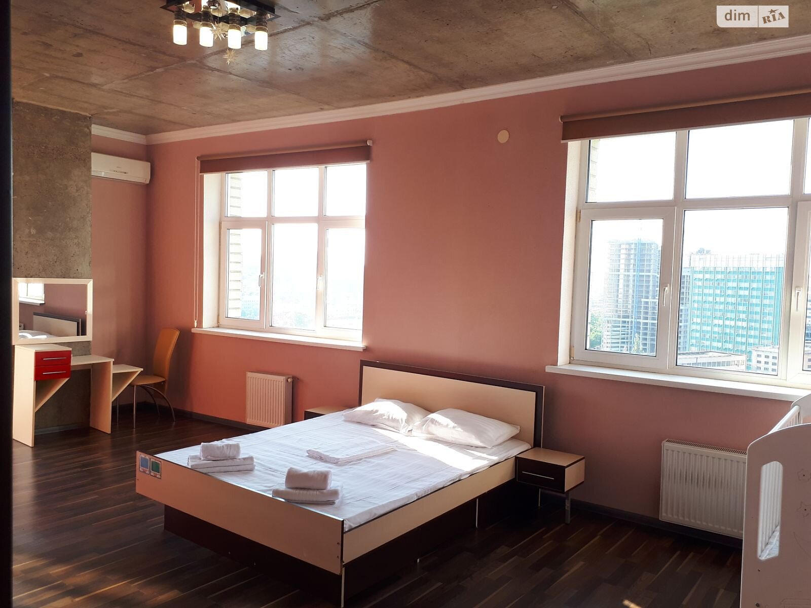 трехкомнатная квартира в Киеве, район Новое строение, на ул. Антоновича 72, кв. 54 в аренду на долгий срок помесячно фото 1 трехкомнатная квартира в Киеве, район Новое строение, на ул. Антоновича 72, кв. 54 в аренду на долгий срок помесячно фото 1
