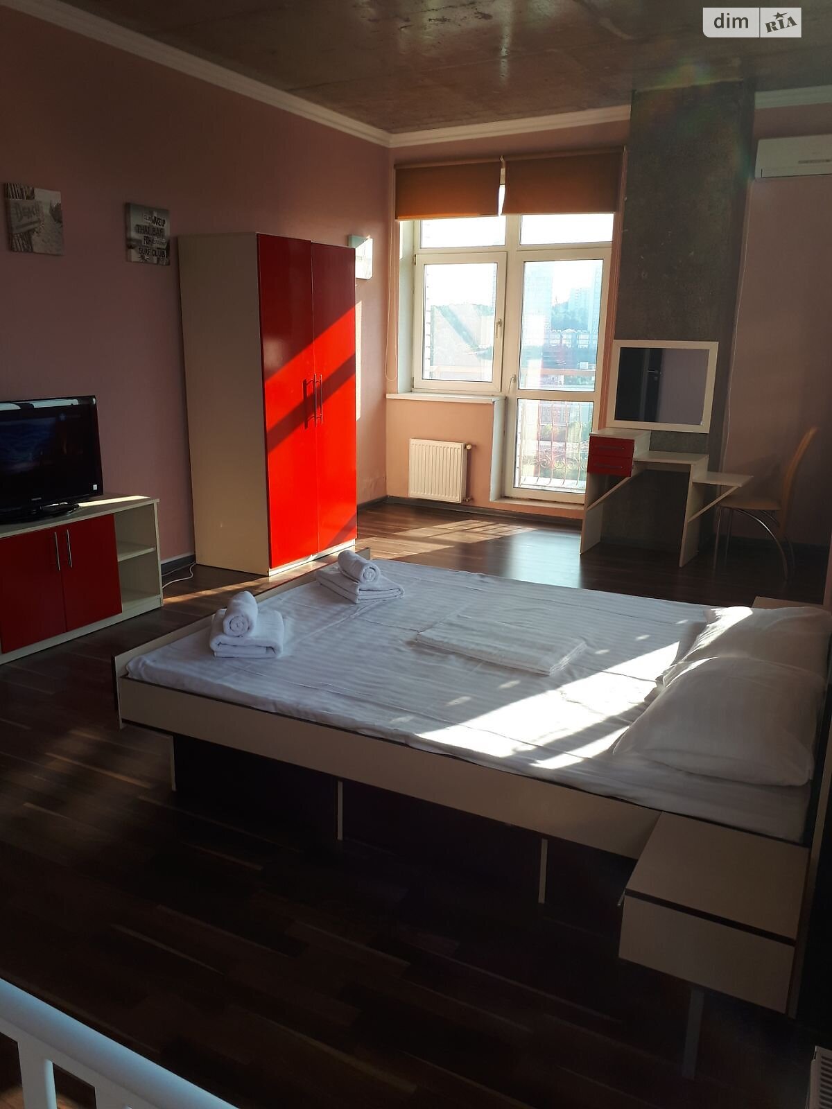 трехкомнатная квартира в Киеве, район Новое строение, на ул. Антоновича 72, кв. 54 в аренду на долгий срок помесячно фото 1 трехкомнатная квартира в Киеве, район Новое строение, на ул. Антоновича 72, кв. 54 в аренду на долгий срок помесячно фото 1