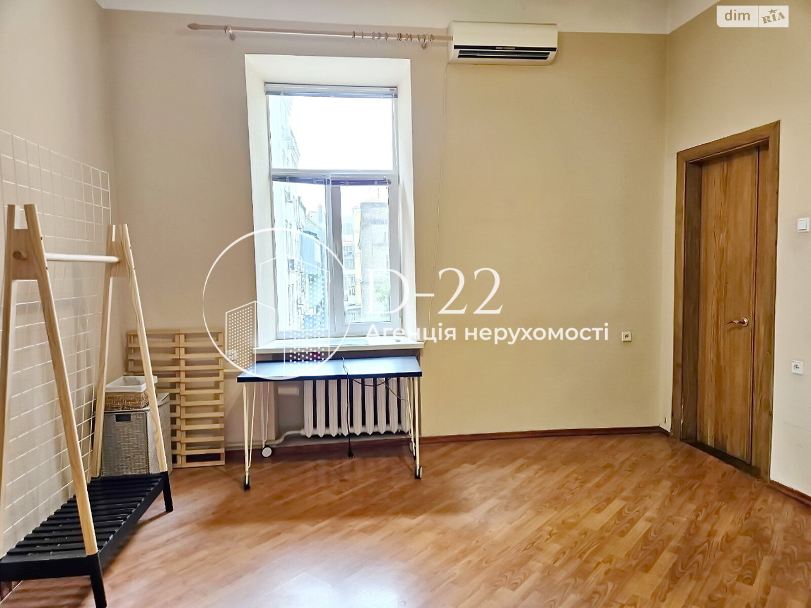 трикімнатна квартира в Києві, район Голосіївський, на вул. Антоновича 37/13 в довготривалу оренду помісячно фото 1 трикімнатна квартира в Києві, район Голосіївський, на вул. Антоновича 37/13 в довготривалу оренду помісячно фото 1