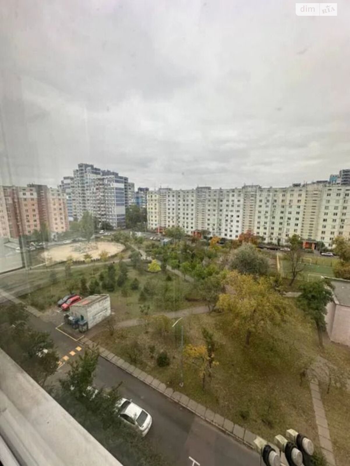 однокімнатна квартира в Києві, район Оболонь, на вул. Йорданська 7 в довготривалу оренду помісячно фото 1 однокімнатна квартира в Києві, район Оболонь, на вул. Йорданська 7 в довготривалу оренду помісячно фото 1