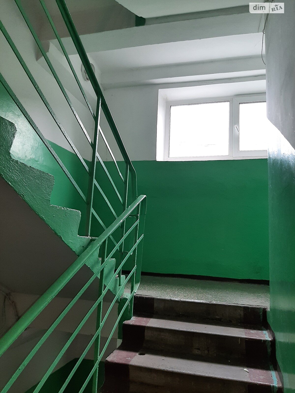 однокімнатна квартира в Києві, район Оболонь, на вул. Йорданська 4 в довготривалу оренду помісячно фото 1 однокімнатна квартира в Києві, район Оболонь, на вул. Йорданська 4 в довготривалу оренду помісячно фото 1