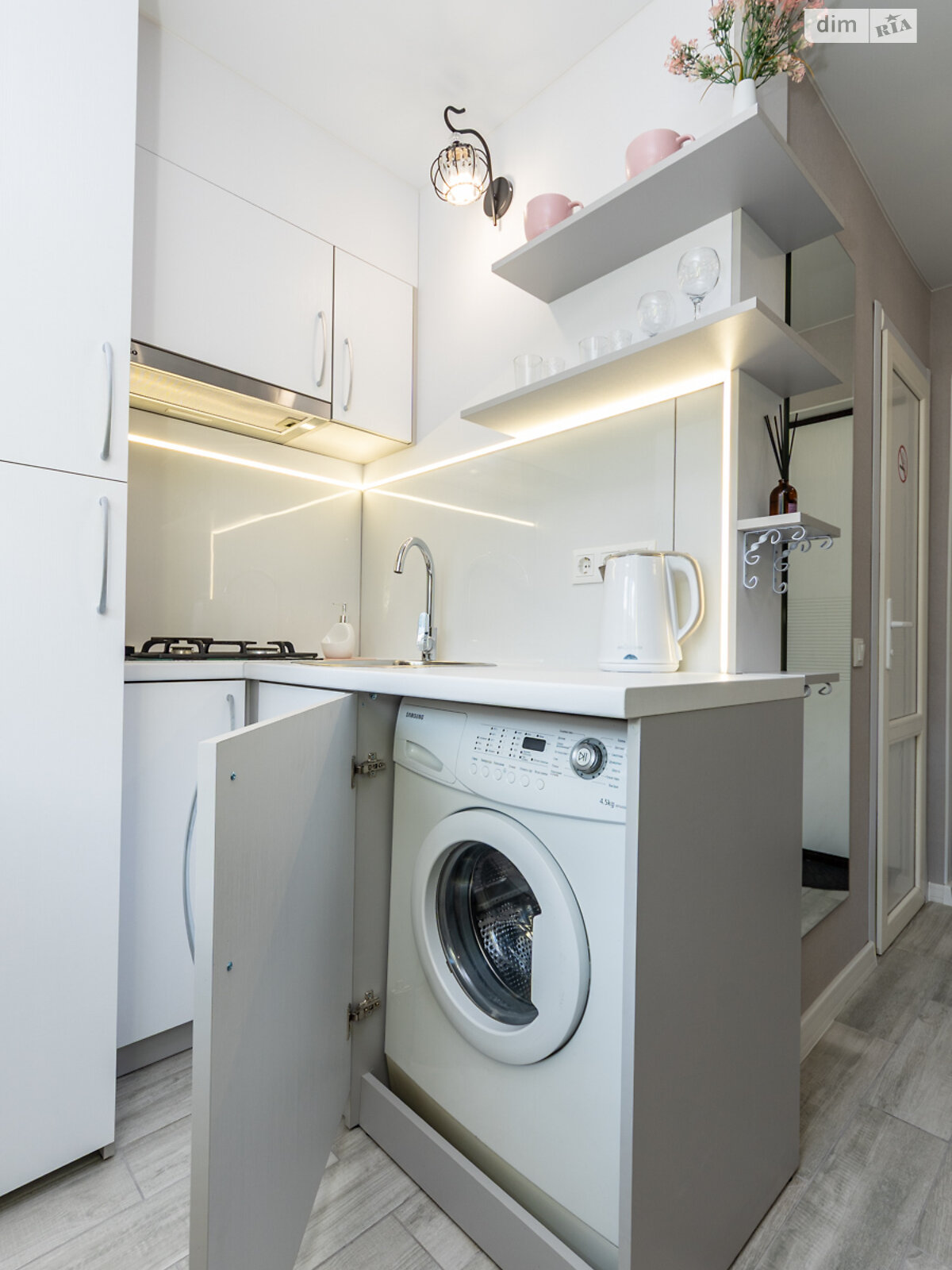 однокімнатна квартира в Києві, район undefined, на вул. Йорданська 8 в довготривалу оренду помісячно фото 1