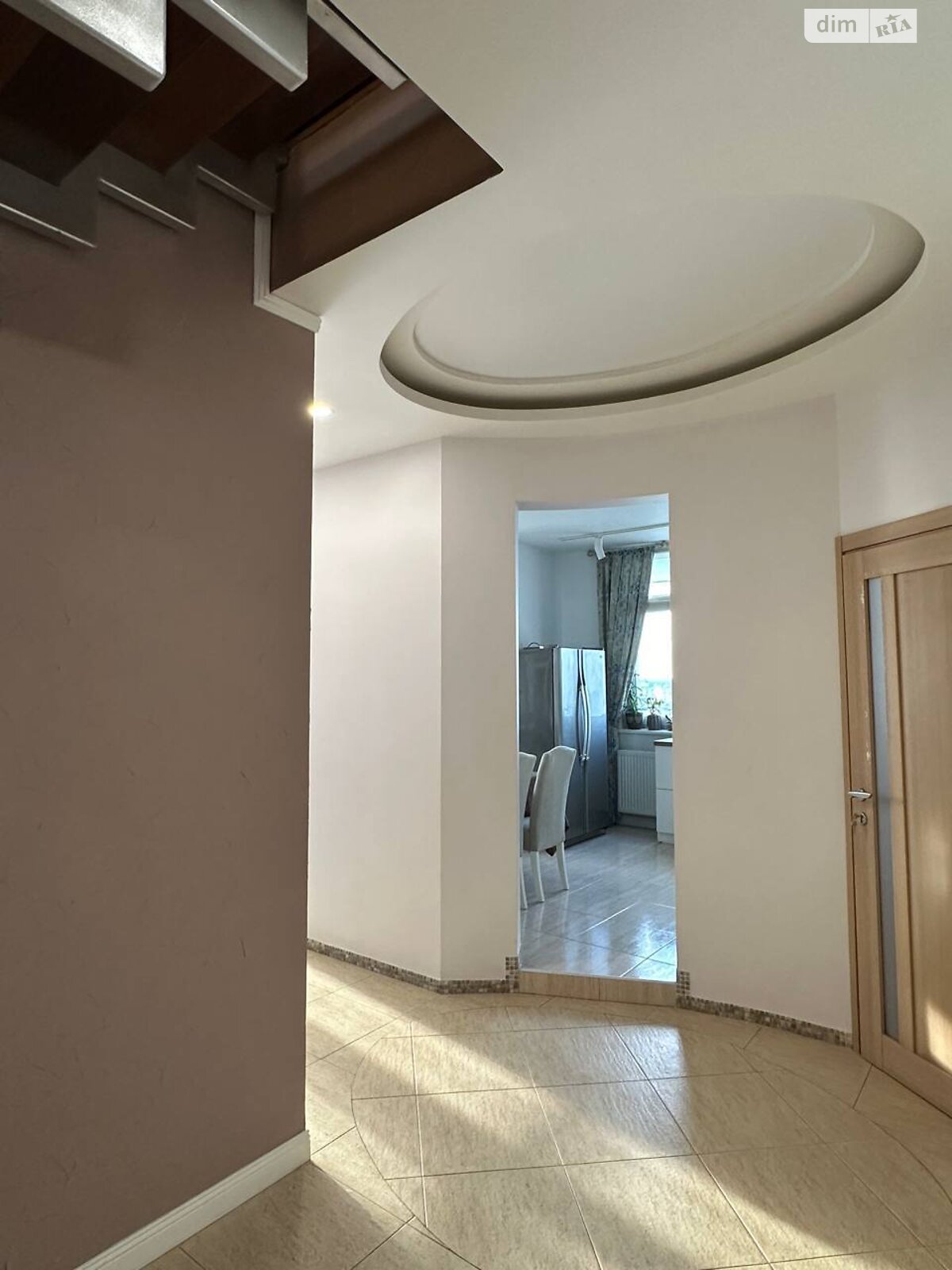 чотирикімнатна квартира в Києві, район undefined, на вул. Йорданська 9К в довготривалу оренду помісячно фото 1 чотирикімнатна квартира в Києві, район undefined, на вул. Йорданська 9К в довготривалу оренду помісячно фото 1