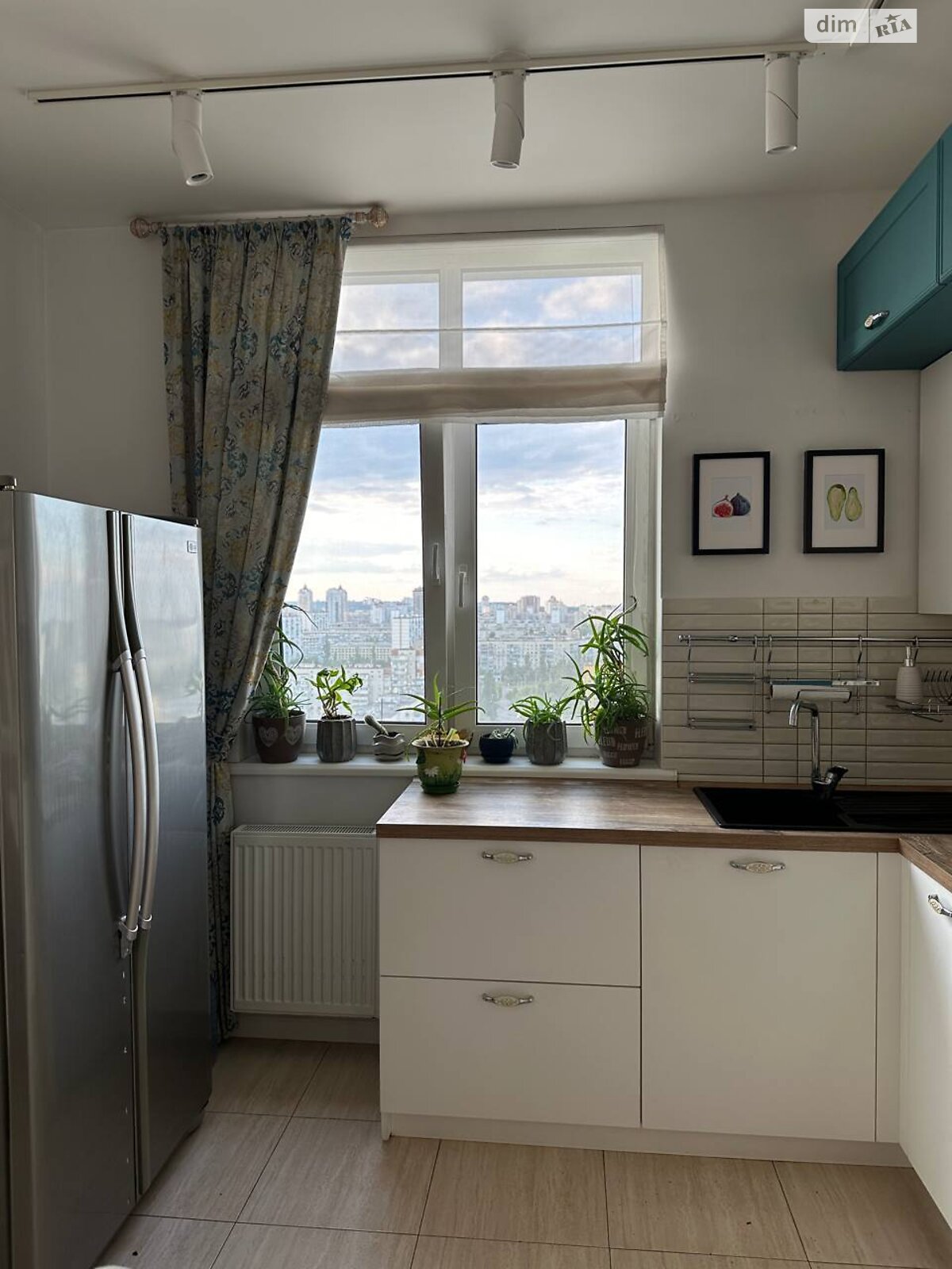 чотирикімнатна квартира в Києві, район undefined, на вул. Йорданська 9К в довготривалу оренду помісячно фото 1 чотирикімнатна квартира в Києві, район undefined, на вул. Йорданська 9К в довготривалу оренду помісячно фото 1