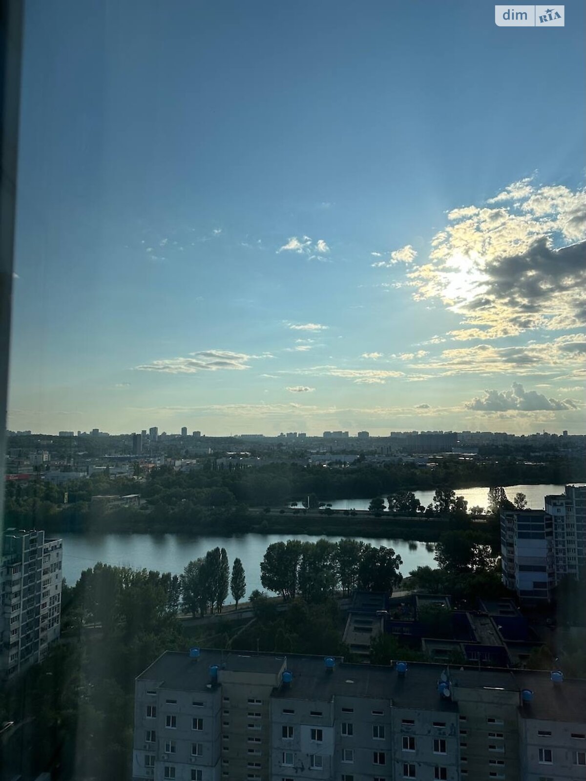 чотирикімнатна квартира в Києві, район undefined, на вул. Йорданська 9К в довготривалу оренду помісячно фото 1 чотирикімнатна квартира в Києві, район undefined, на вул. Йорданська 9К в довготривалу оренду помісячно фото 1