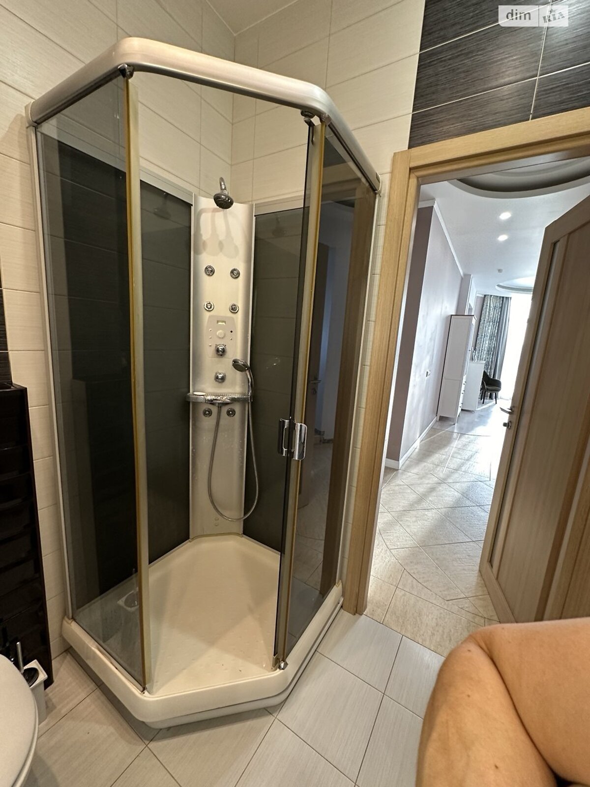 чотирикімнатна квартира в Києві, район undefined, на вул. Йорданська 9К в довготривалу оренду помісячно фото 1 чотирикімнатна квартира в Києві, район undefined, на вул. Йорданська 9К в довготривалу оренду помісячно фото 1