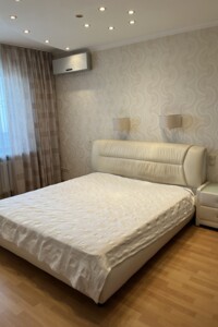 трикімнатна квартира в Києві, район Оболонь, на вул. Левка Лук’яненка 15Г в довготривалу оренду помісячно фото 2