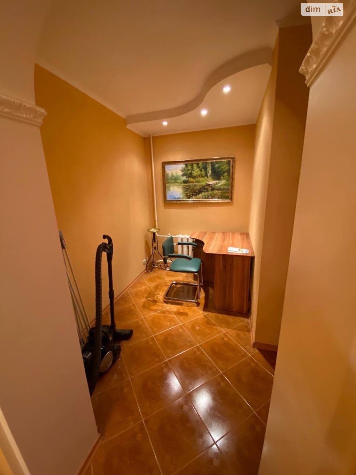 однокімнатна квартира в Києві, район undefined, на вул. Левка Лук’яненка 2/4 в довготривалу оренду помісячно фото 1