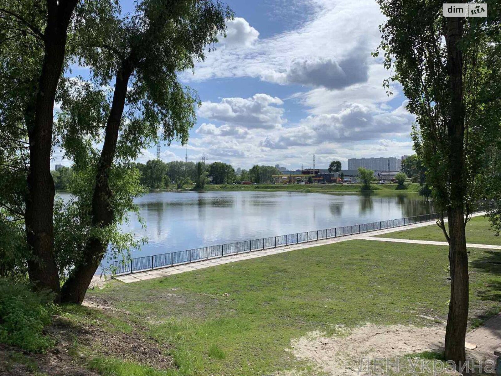 однокімнатна квартира в Києві, район undefined, на вул. Левка Лук’яненка 2/4 в довготривалу оренду помісячно фото 1