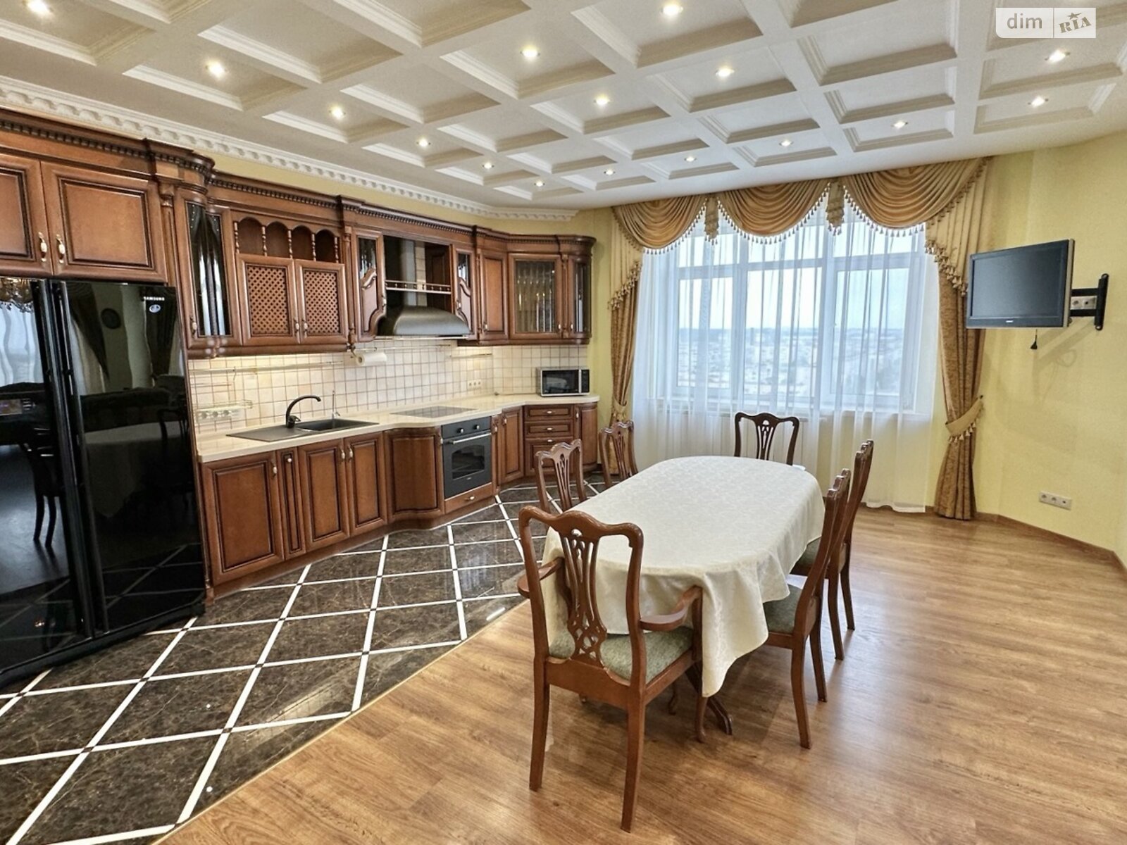 трикімнатна квартира в Києві, район undefined, на вул. Левка Лук’яненка 21 корпус 3 в довготривалу оренду помісячно фото 1 трикімнатна квартира в Києві, район undefined, на вул. Левка Лук’яненка 21 корпус 3 в довготривалу оренду помісячно фото 1