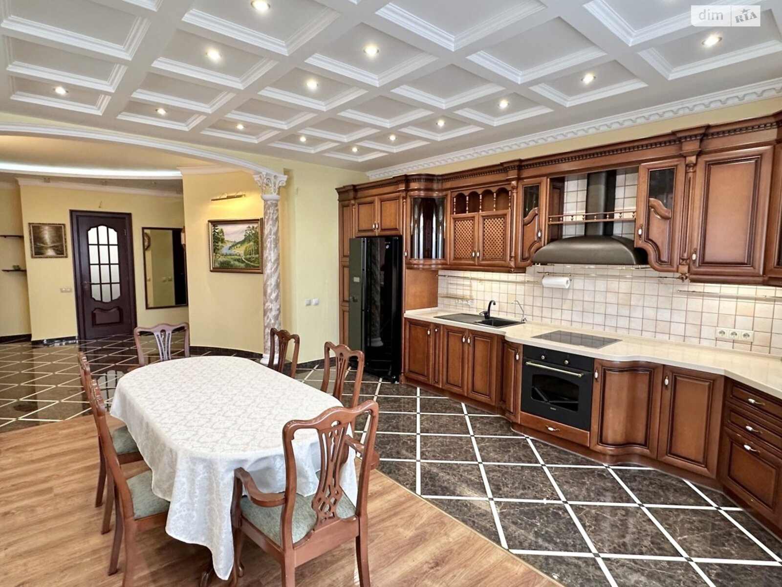 трикімнатна квартира в Києві, район undefined, на вул. Левка Лук’яненка 21 корпус 3 в довготривалу оренду помісячно фото 1 трикімнатна квартира в Києві, район undefined, на вул. Левка Лук’яненка 21 корпус 3 в довготривалу оренду помісячно фото 1