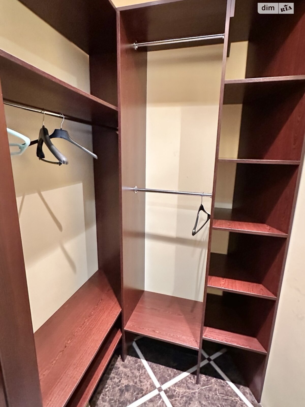 трикімнатна квартира в Києві, район undefined, на вул. Левка Лук’яненка 21 корпус 3 в довготривалу оренду помісячно фото 1 трикімнатна квартира в Києві, район undefined, на вул. Левка Лук’яненка 21 корпус 3 в довготривалу оренду помісячно фото 1