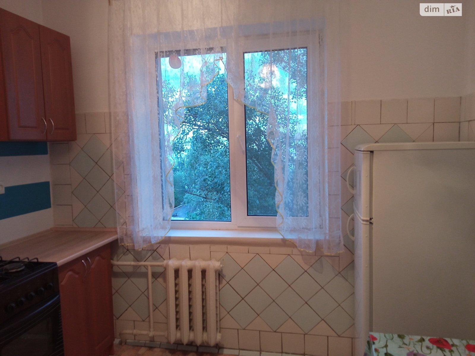 трехкомнатная квартира в Киеве, район Оболонь, на ул. Левка Лукьяненко 3А в аренду на долгий срок помесячно фото 1