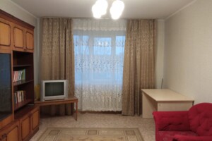 трехкомнатная квартира в Киеве, район Оболонь, на ул. Левка Лукьяненко 3А в аренду на долгий срок помесячно фото 2