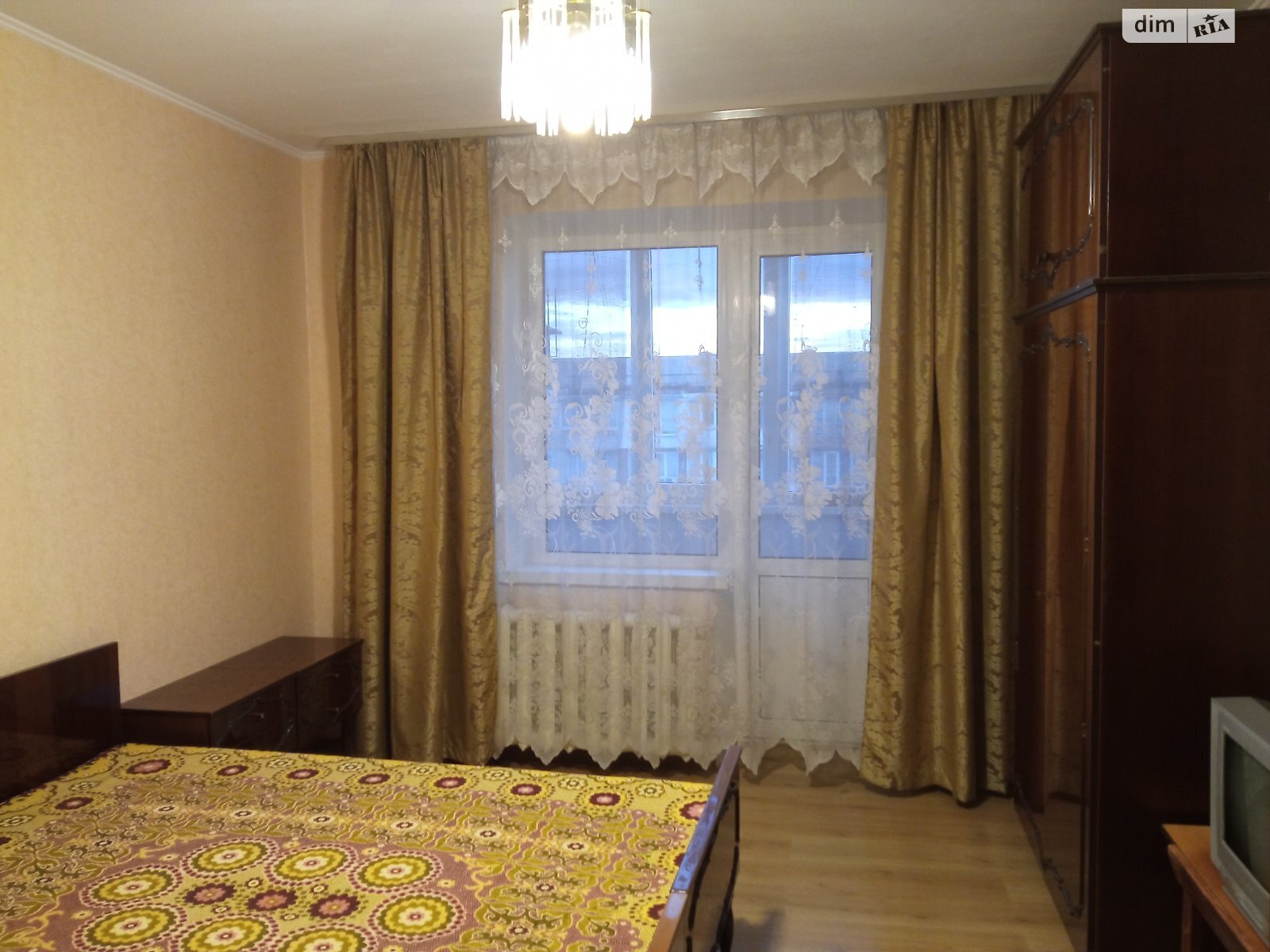 трехкомнатная квартира в Киеве, район Оболонь, на ул. Левка Лукьяненко 3А в аренду на долгий срок помесячно фото 1