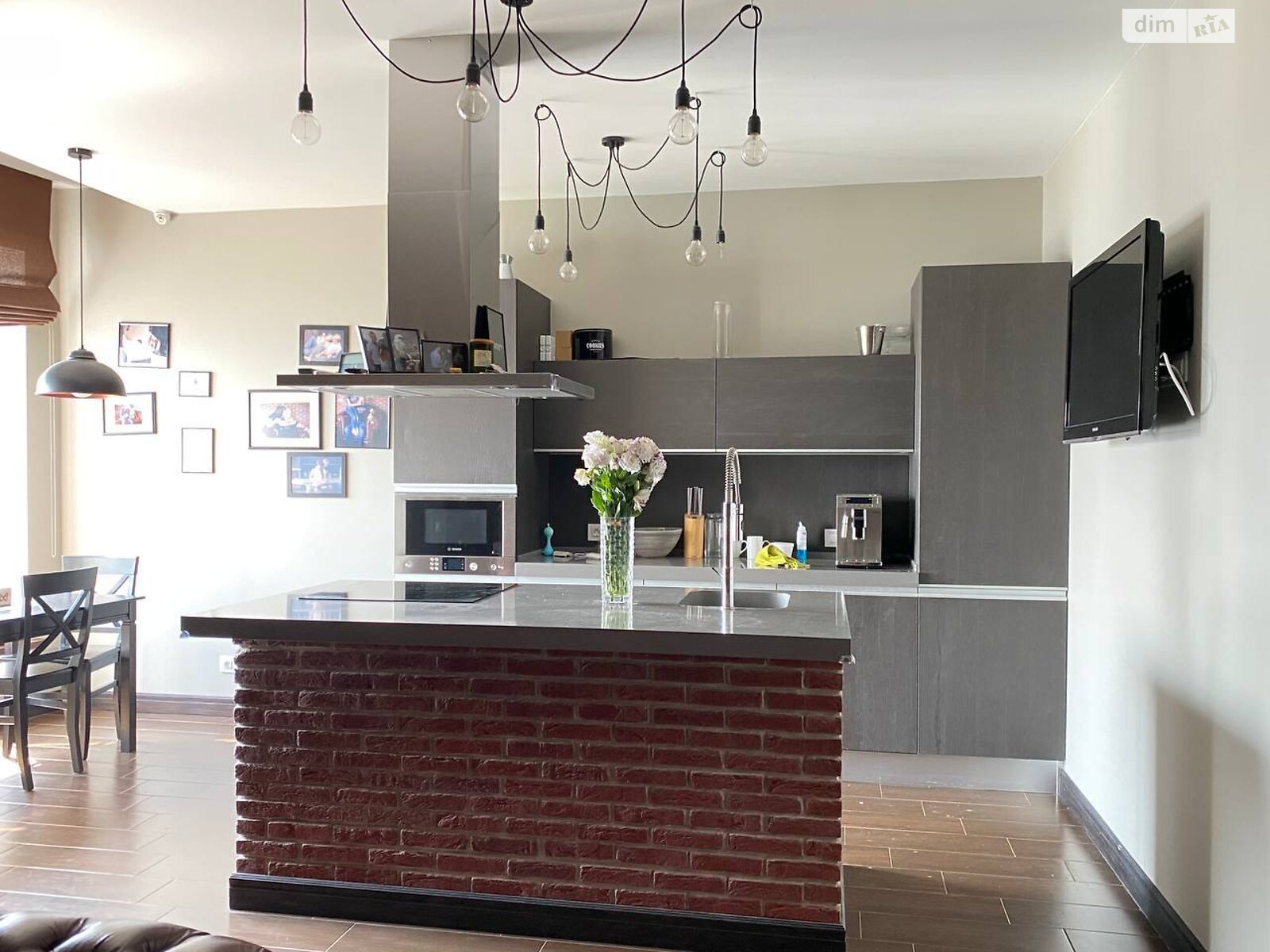 трикімнатна квартира в Києві, район undefined, на наб. Оболонська в довготривалу оренду помісячно фото 1 трикімнатна квартира в Києві, район undefined, на наб. Оболонська в довготривалу оренду помісячно фото 1