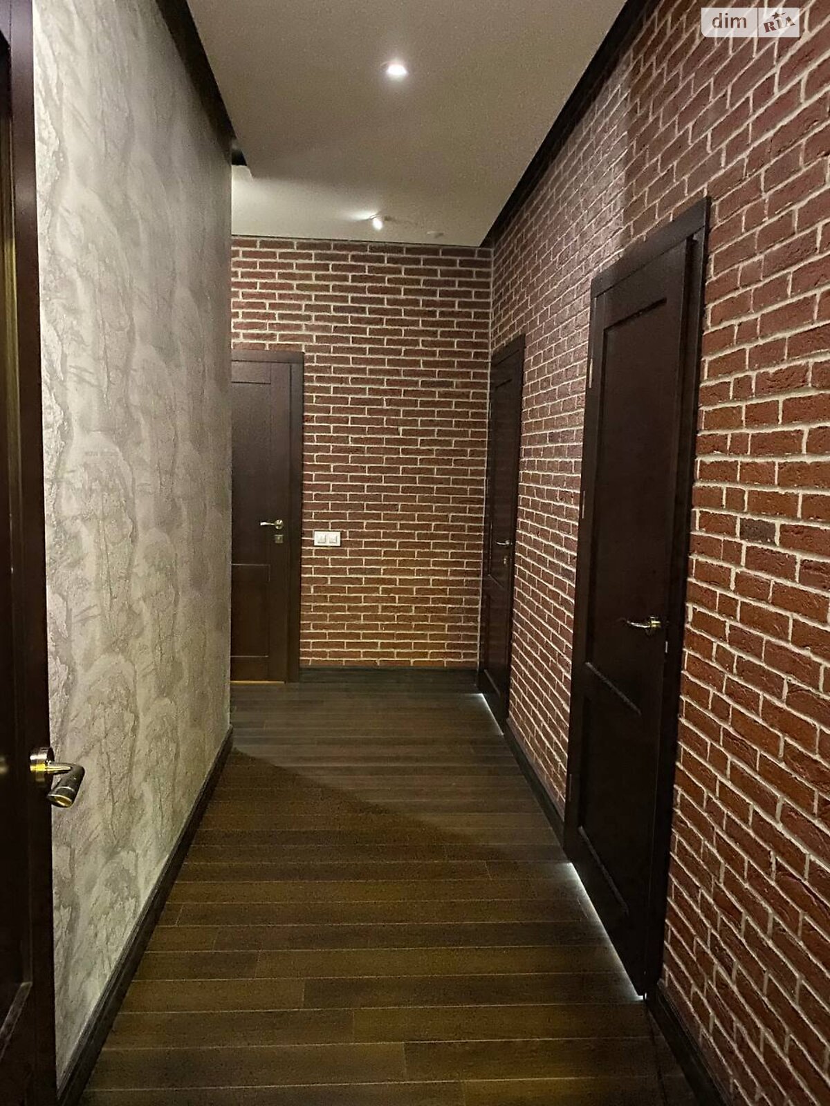 трикімнатна квартира в Києві, район undefined, на наб. Оболонська в довготривалу оренду помісячно фото 1 трикімнатна квартира в Києві, район undefined, на наб. Оболонська в довготривалу оренду помісячно фото 1