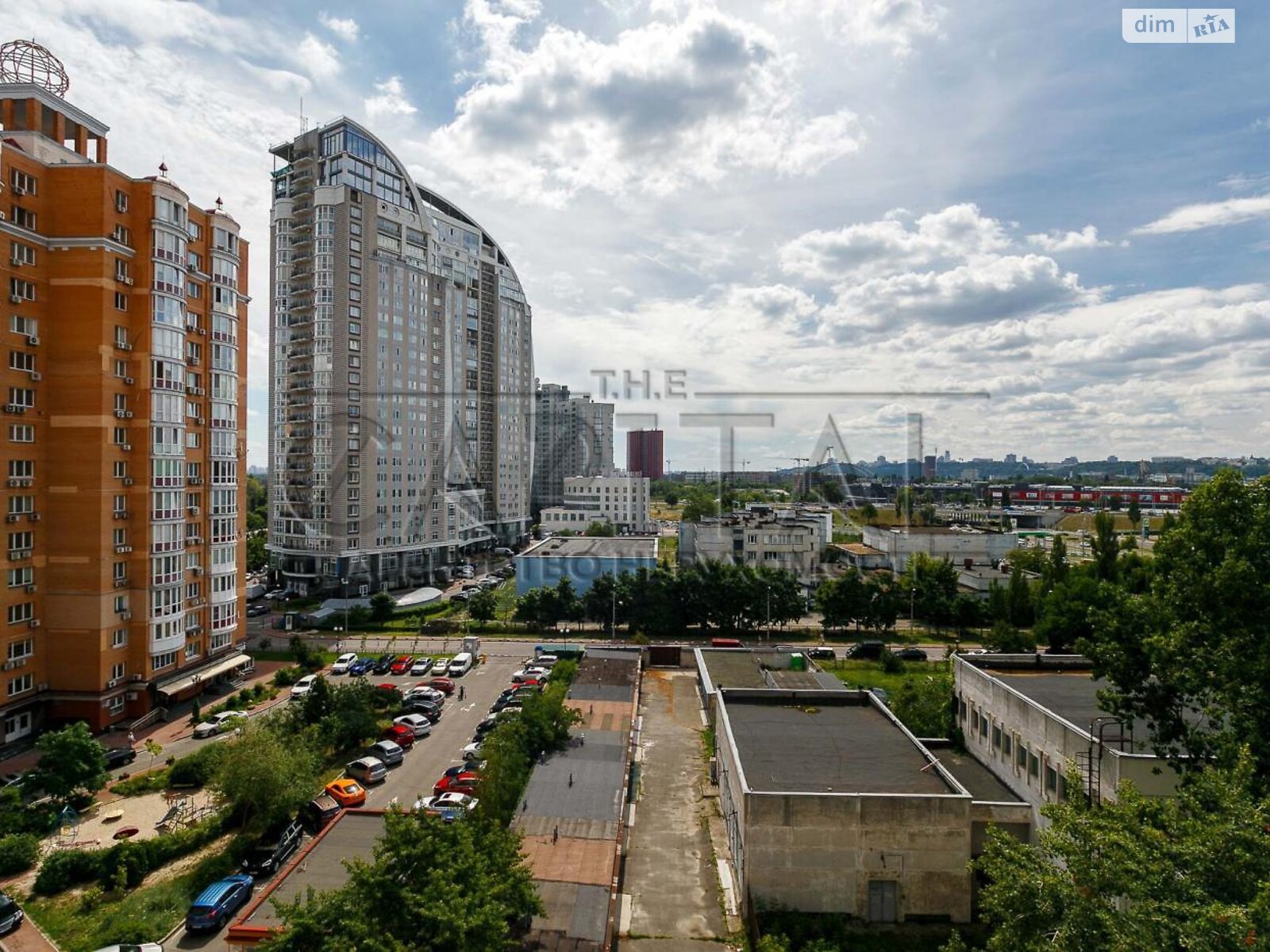 двухкомнатная квартира в Киеве, район Оболонь, на наб. Оболонская 3 в аренду на долгий срок помесячно фото 1