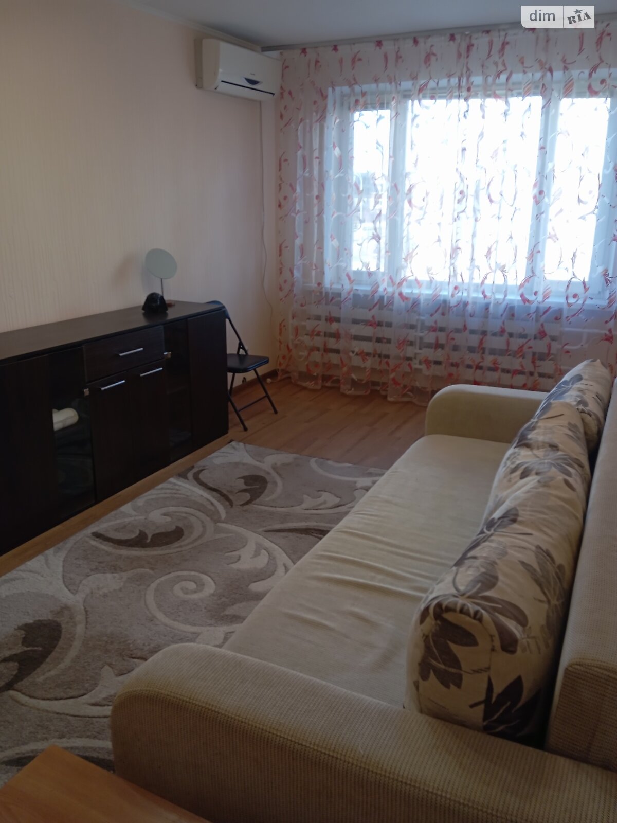однокімнатна квартира в Києві, район Оболонь, на пл. Оболонська 5 в довготривалу оренду помісячно фото 1 однокімнатна квартира в Києві, район Оболонь, на пл. Оболонська 5 в довготривалу оренду помісячно фото 1