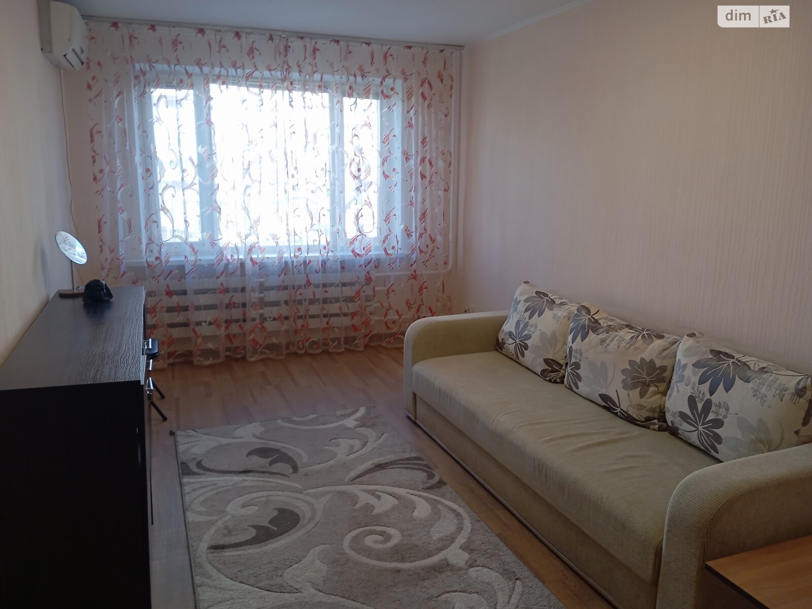 однокімнатна квартира в Києві, район Оболонь, на пл. Оболонська 5 в довготривалу оренду помісячно фото 1 однокімнатна квартира в Києві, район Оболонь, на пл. Оболонська 5 в довготривалу оренду помісячно фото 1