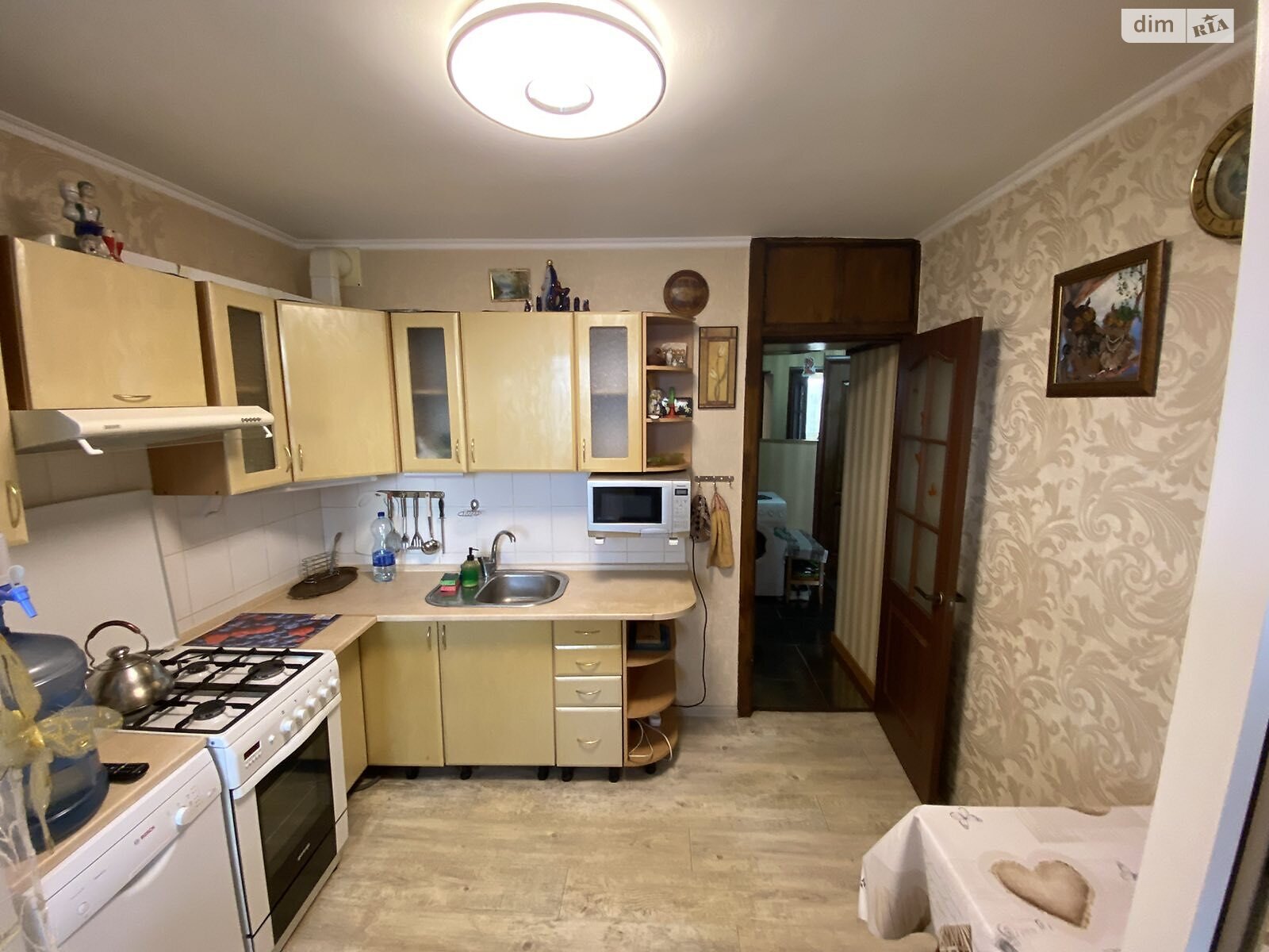 однокімнатна квартира в Києві, район Оболонь, на пл. Оболонська 1 в довготривалу оренду помісячно фото 1 однокімнатна квартира в Києві, район Оболонь, на пл. Оболонська 1 в довготривалу оренду помісячно фото 1