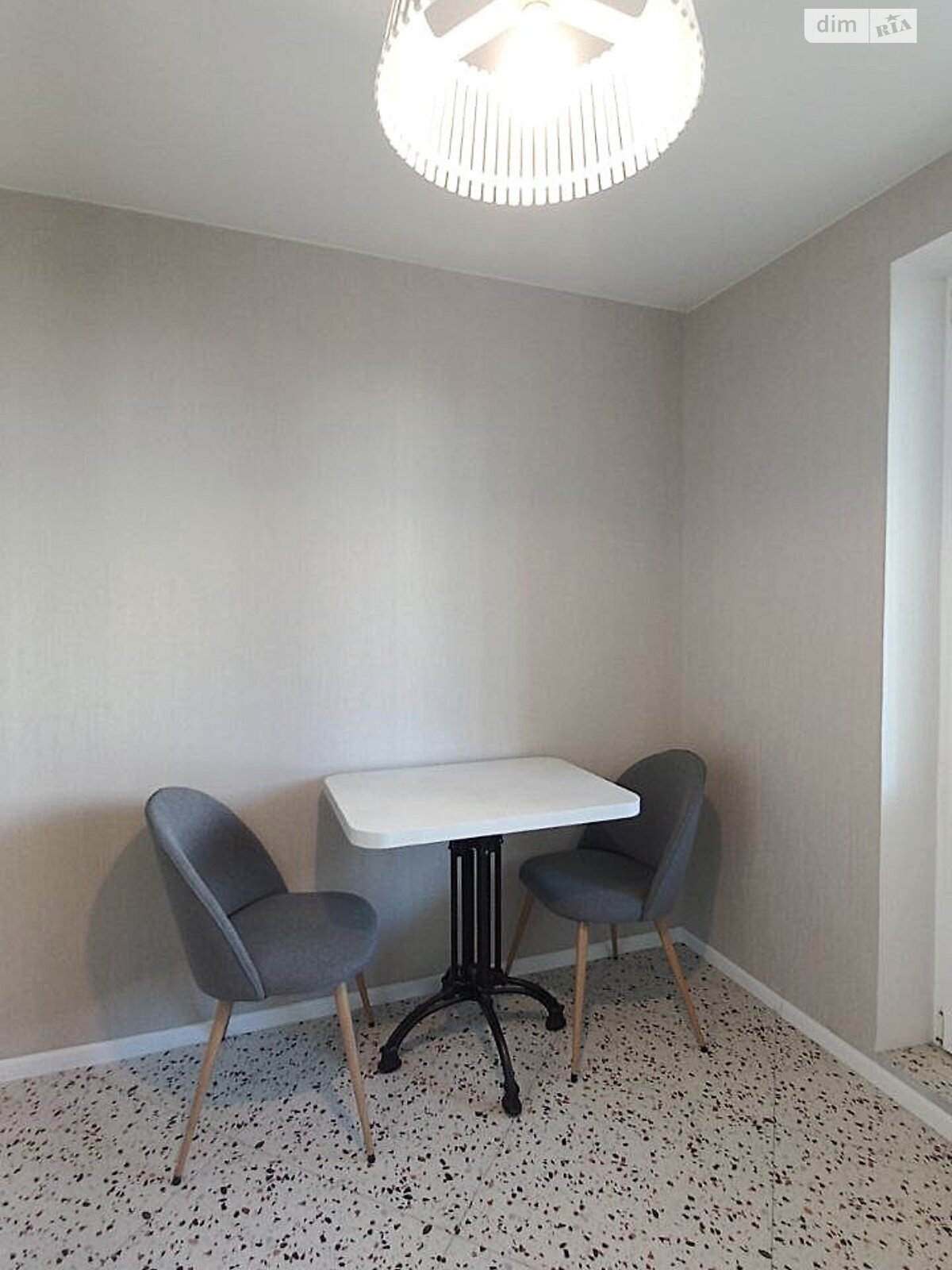 однокімнатна квартира в Києві, район undefined, на пл. Оболонська 5 в довготривалу оренду помісячно фото 1