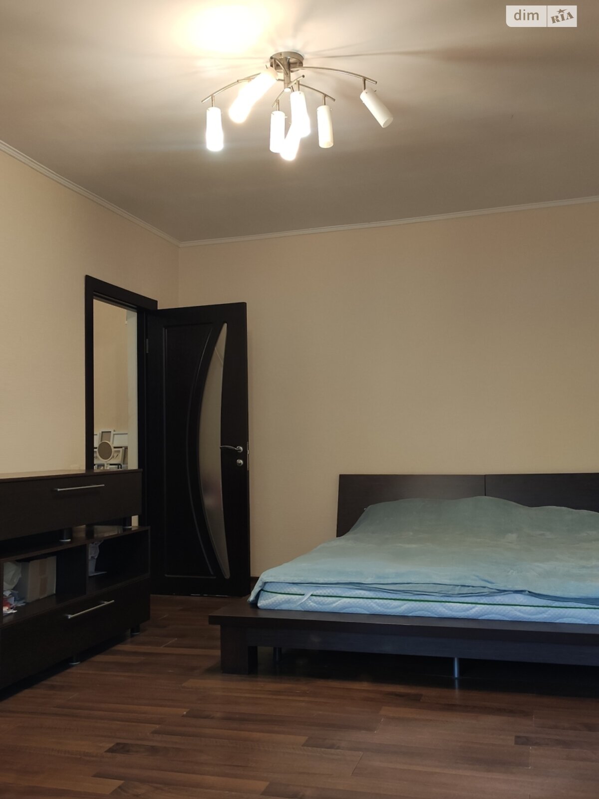 однокімнатна квартира в Києві, район Оболонь, на просп. Оболонський 40 в довготривалу оренду помісячно фото 1 однокімнатна квартира в Києві, район Оболонь, на просп. Оболонський 40 в довготривалу оренду помісячно фото 1