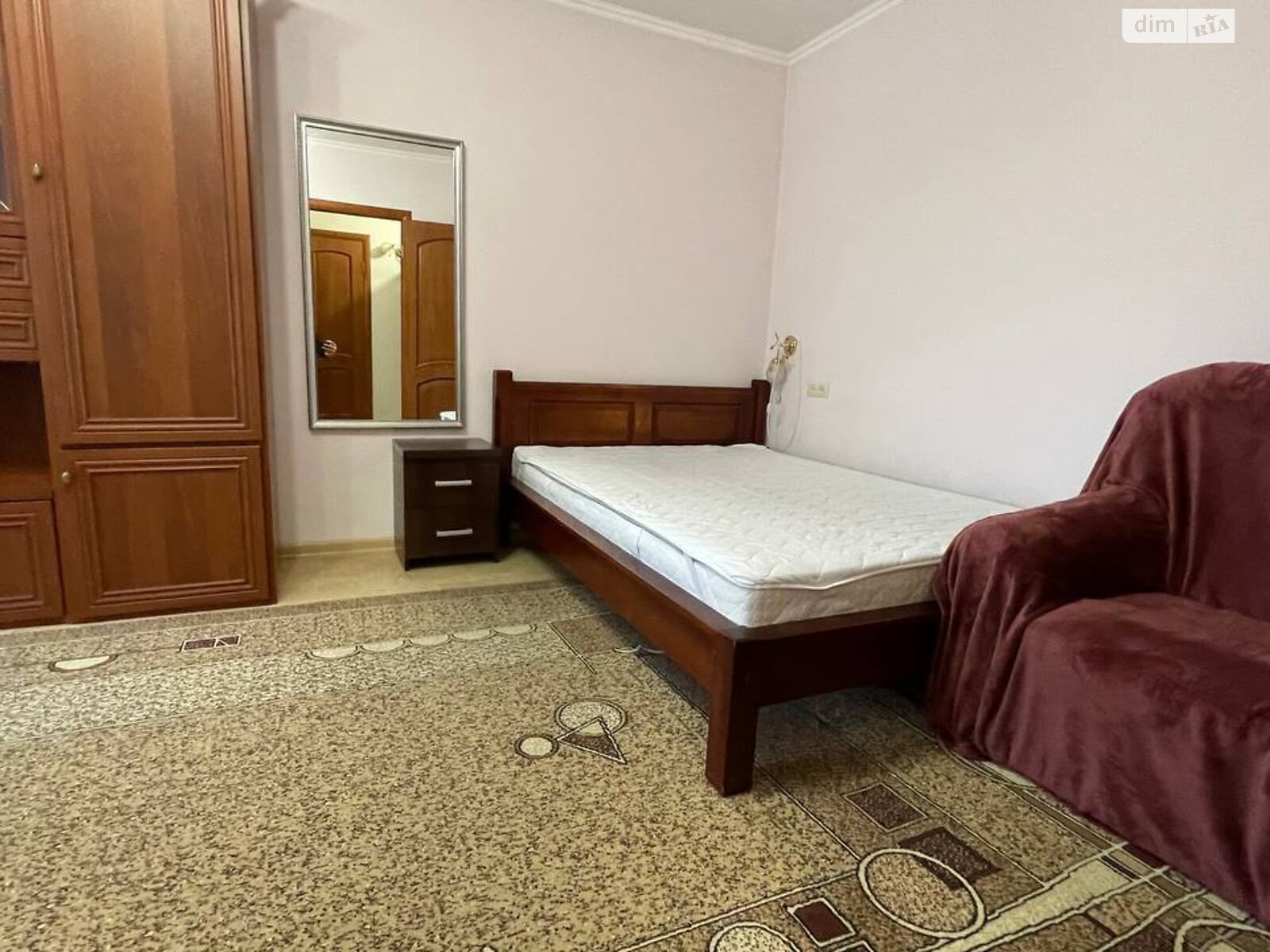 однокімнатна квартира в Києві, район undefined, на просп. Оболонський 40 в довготривалу оренду помісячно фото 1 однокімнатна квартира в Києві, район undefined, на просп. Оболонський 40 в довготривалу оренду помісячно фото 1