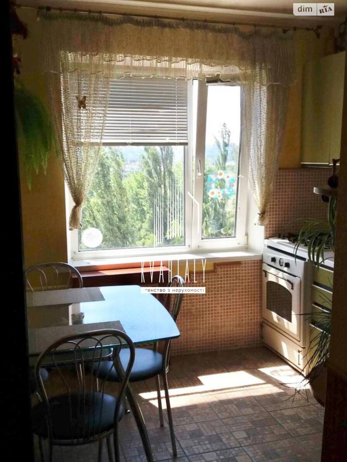 двокімнатна квартира в Києві, район Оболонь, на вул. Приозерна 12 в довготривалу оренду помісячно фото 1 двокімнатна квартира в Києві, район Оболонь, на вул. Приозерна 12 в довготривалу оренду помісячно фото 1