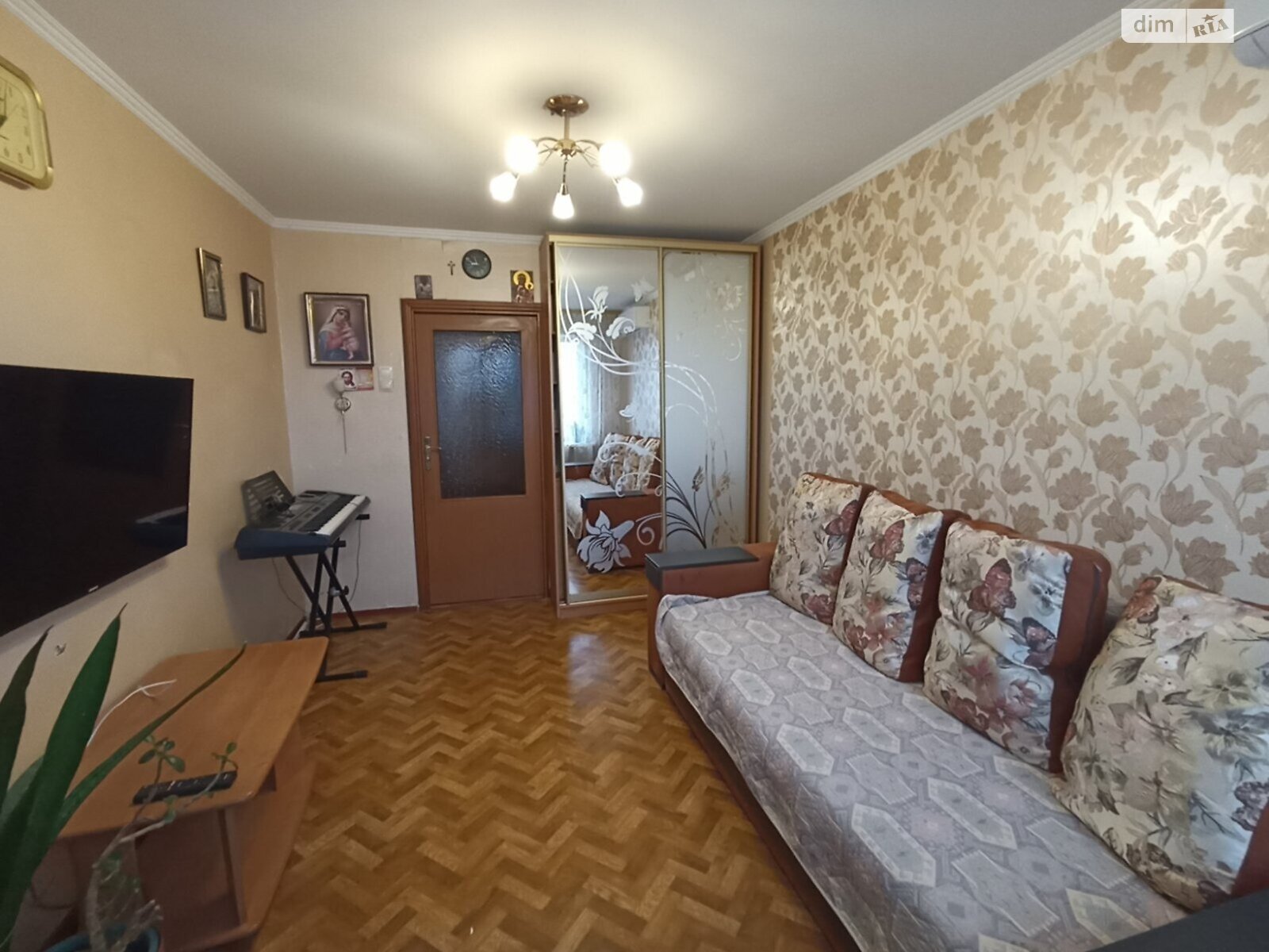 двухкомнатная квартира в Киеве, район Оболонь, на ул. Припятская 17 в аренду на долгий срок помесячно фото 1 двухкомнатная квартира в Киеве, район Оболонь, на ул. Припятская 17 в аренду на долгий срок помесячно фото 1