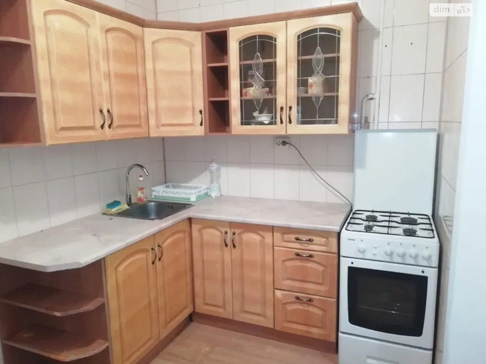 однокімнатна квартира в Києві, район Оболонь, на вул. Прирічна 17В в довготривалу оренду помісячно фото 1 однокімнатна квартира в Києві, район Оболонь, на вул. Прирічна 17В в довготривалу оренду помісячно фото 1