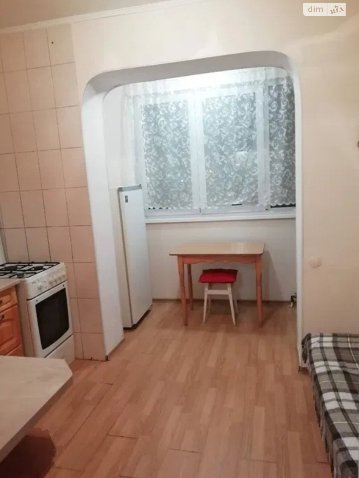 однокімнатна квартира в Києві, район Оболонь, на вул. Прирічна 17В в довготривалу оренду помісячно фото 1 однокімнатна квартира в Києві, район Оболонь, на вул. Прирічна 17В в довготривалу оренду помісячно фото 1