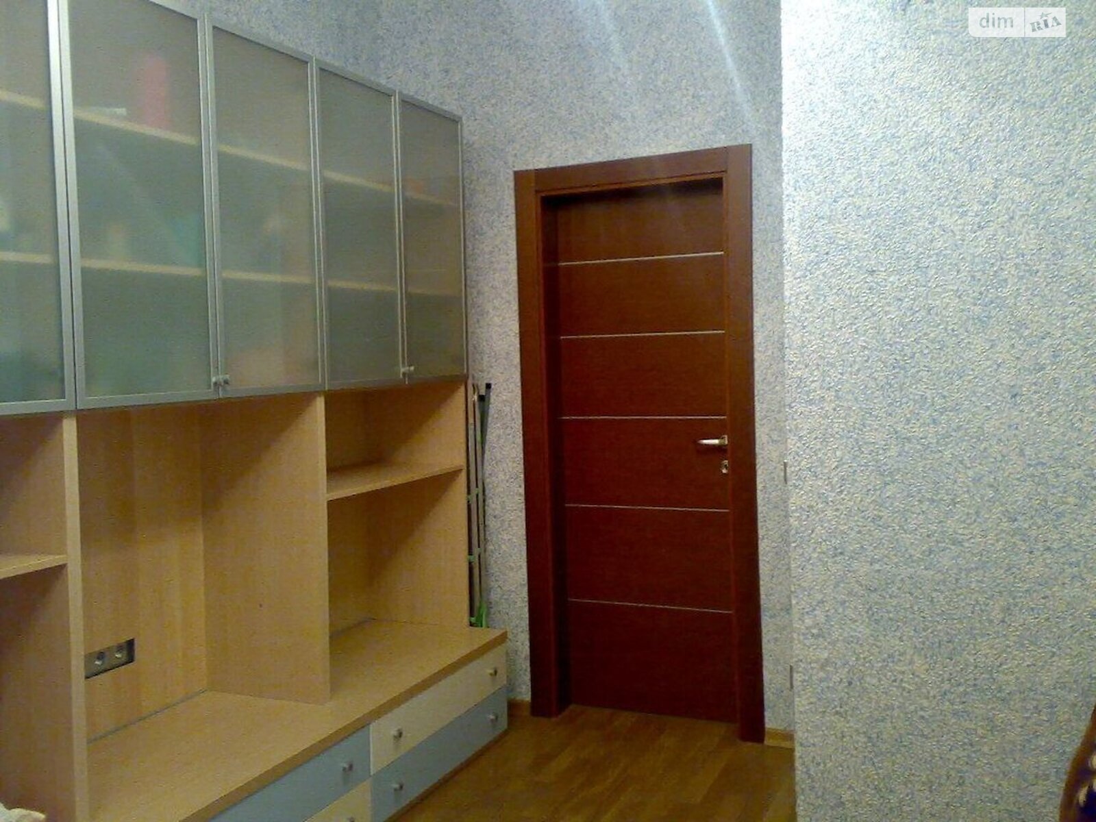четырехкомнатная квартира в Киеве, район Оболонь, на просп. Владимира Ивасюка 6 в аренду на долгий срок помесячно фото 1 четырехкомнатная квартира в Киеве, район Оболонь, на просп. Владимира Ивасюка 6 в аренду на долгий срок помесячно фото 1